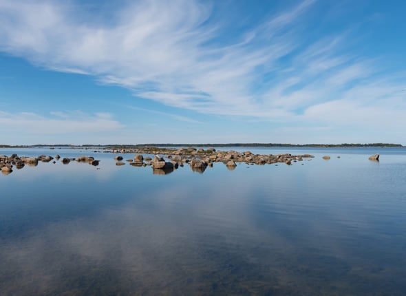 Wulff.fi_nostolaatikko_590x430_meri_taivas_kivet
