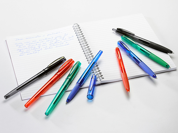 Pilot Super Grip G -kuulakärkikynä sopii ammattikäyttöön. Pilot Super Grip G -kuulakärkikynä sopii ammattikäyttöön.