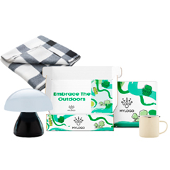https://25163464.fs1.hubspotusercontent-eu1.net/hubfs/25163464/Tuotteet/Yrityslahjat/Kes%C3%A4-2026/Outdoor-Camping-Box-.jpg