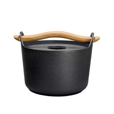 https://25163464.fs1.hubspotusercontent-eu1.net/hubfs/25163464/Tuotteet/Yrityslahjat/Syksy-talvi-2026-2027/Iittala-Sarpaneva-Valurautapata.jpg